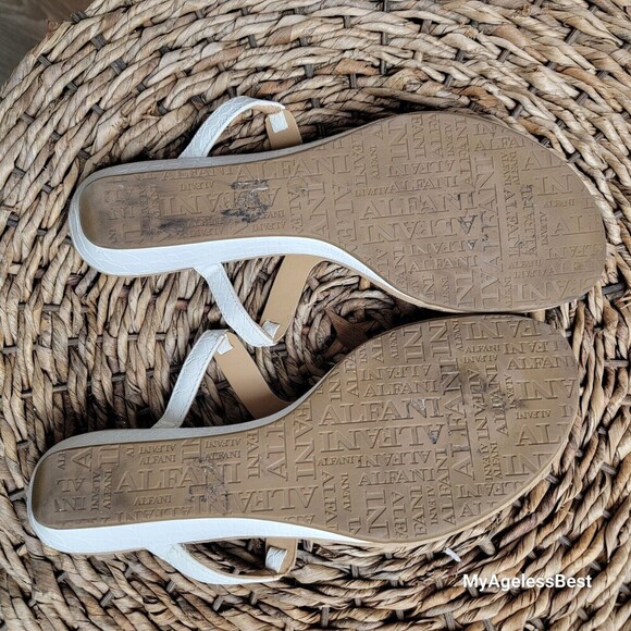 Alfani Farynn Womens Sandals 8 Between Toe T-Strap Silver Tone Shiny White Wedge - Picture 6 of 6